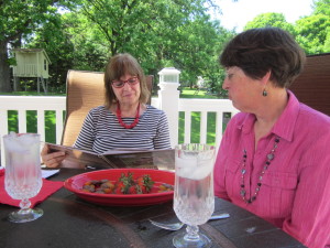My go to quick healthy dessert – chocolate covered strawberries. Who doesn’t love a little chocolate to finish off their meal? 